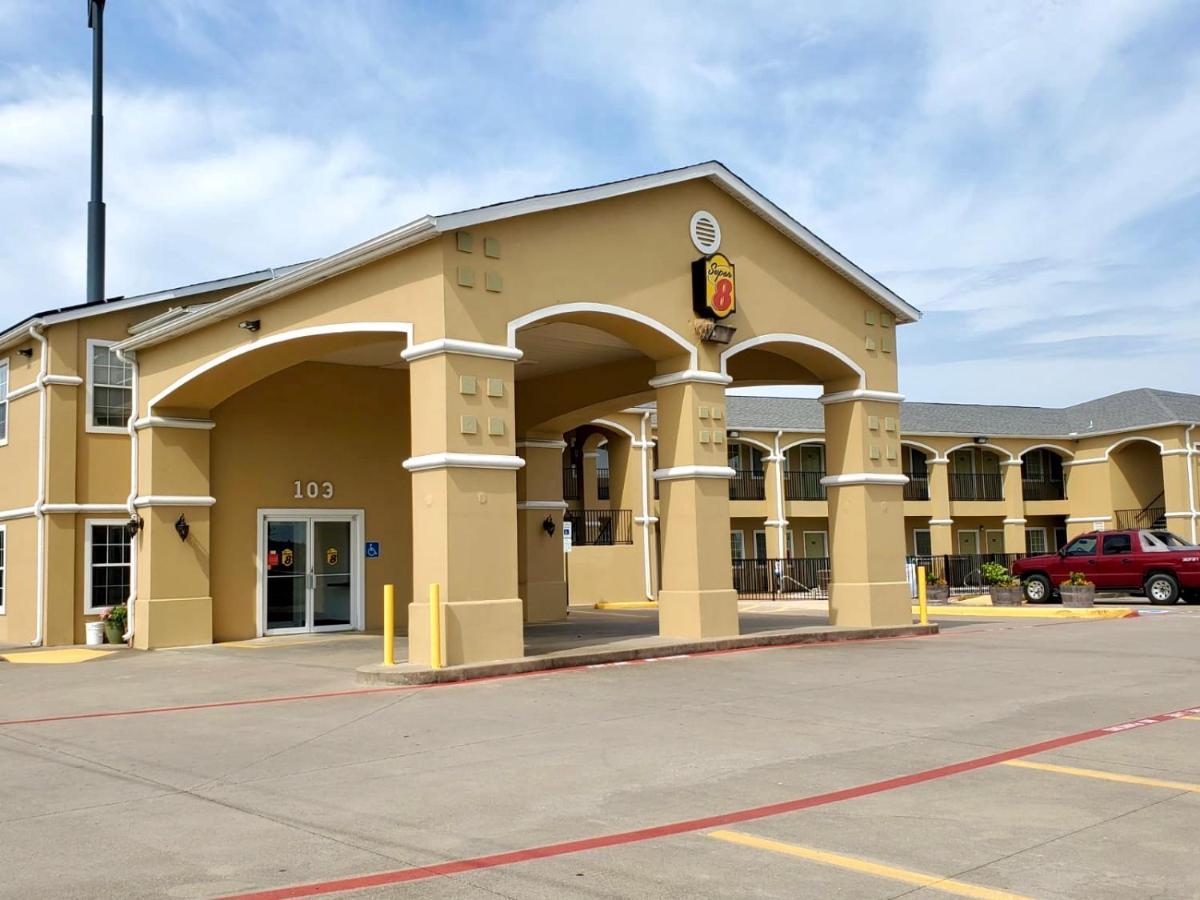 Super 8 By Wyndham Forney/East Dallas Hotel Екстериор снимка