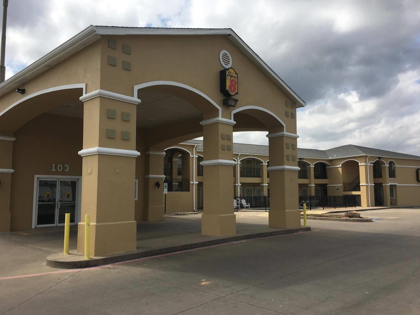 Super 8 By Wyndham Forney/East Dallas Екстериор снимка