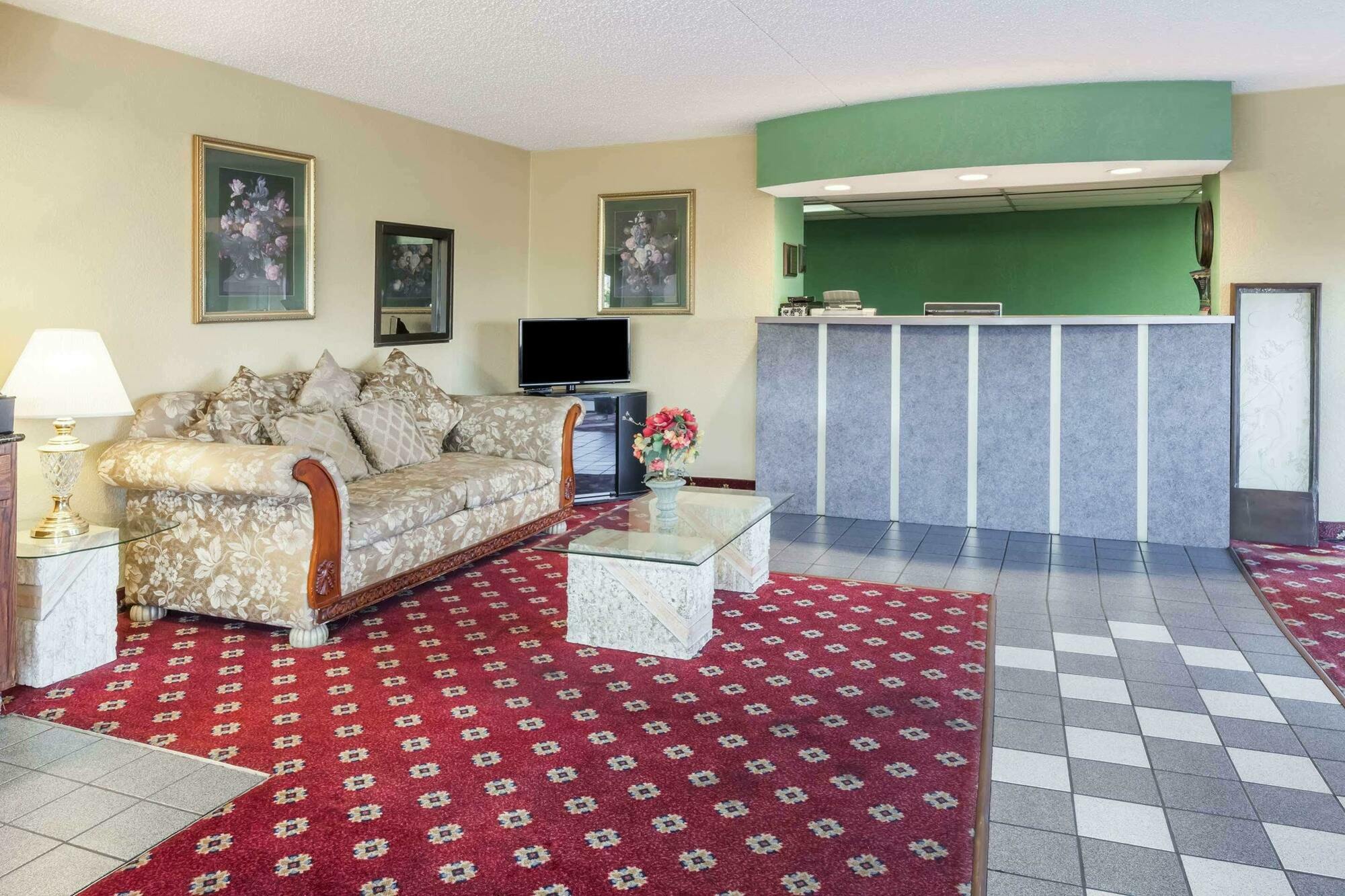 Super 8 By Wyndham Forney/East Dallas Екстериор снимка
